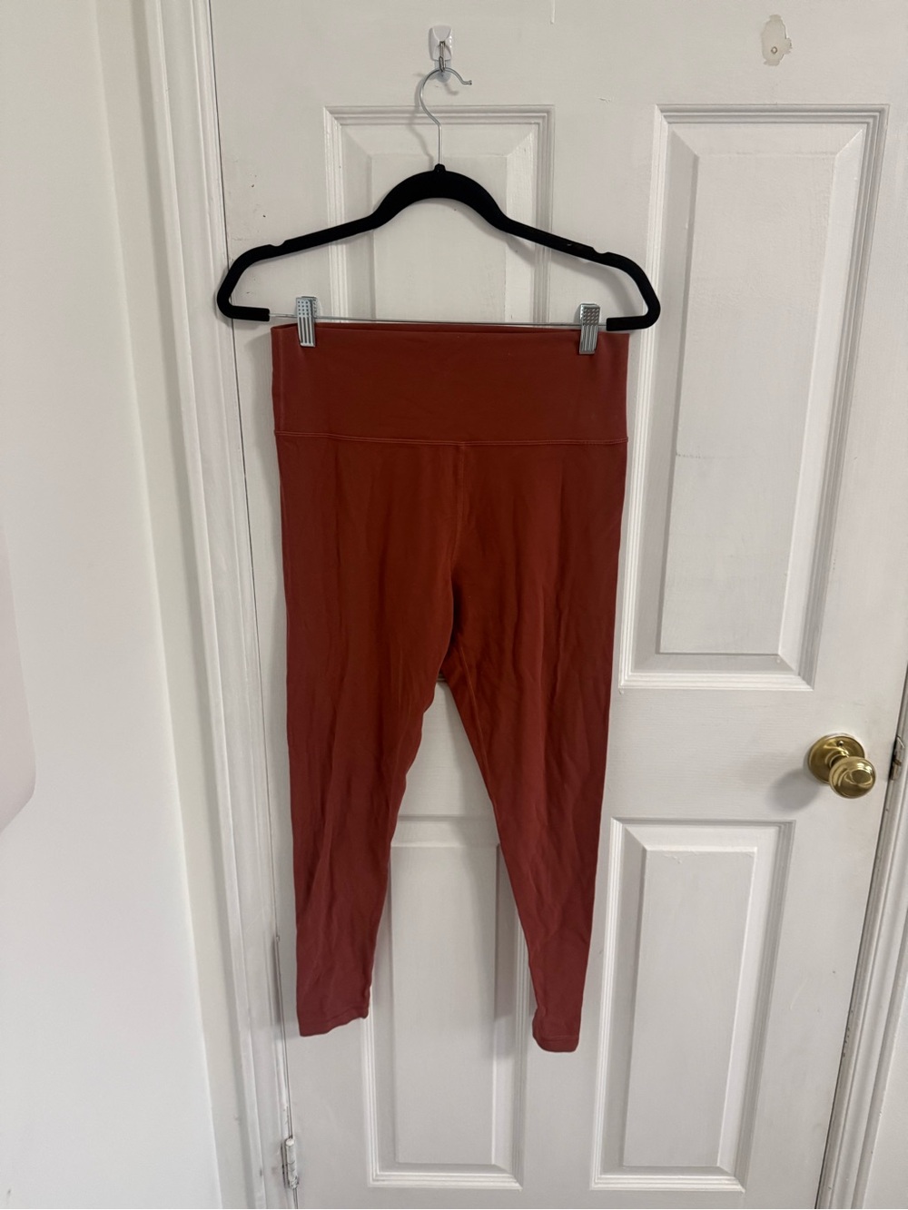 Women’s High-Waist Leggings in Rust